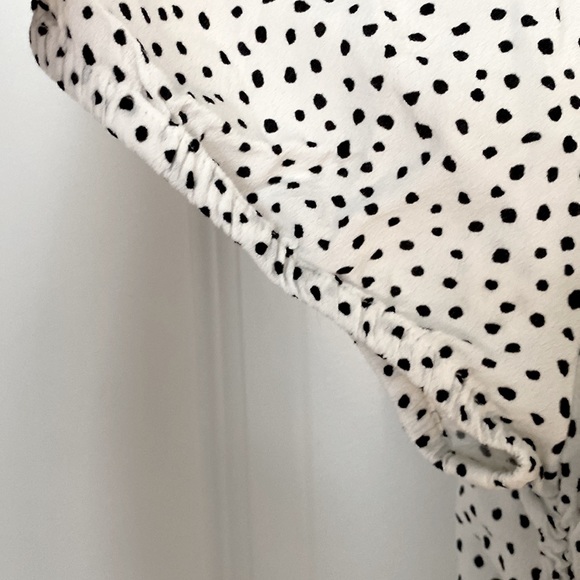 3 for 20 $ - H&M - crop cheeta/dots top - white and black - size L - Picture 4 of 6